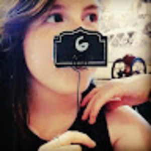 Meet your Posher, Kaitlyn